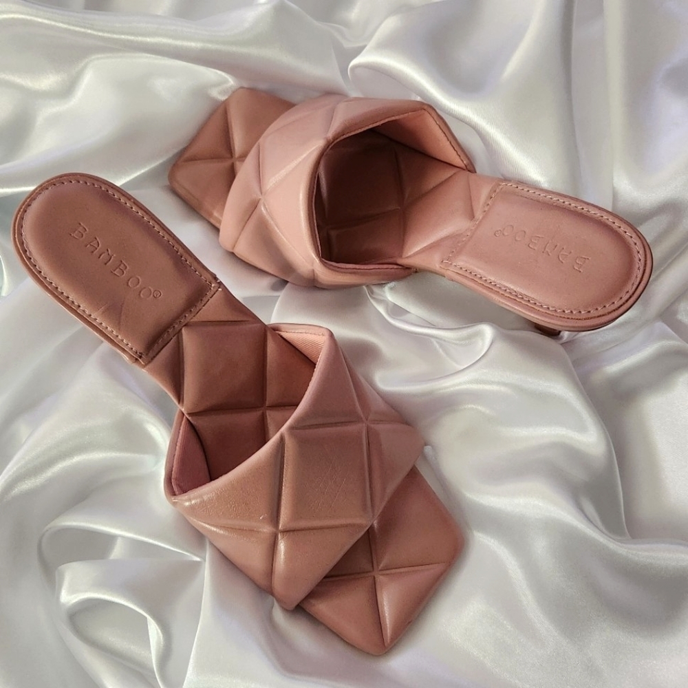🔥Bamboo Mauve Heels | Quilted Detail | Square Toe | Sz 7 - Picture 2 of 4